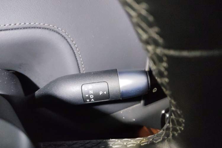 Used Li Auto L9 2023 Pro Model Gear Lever