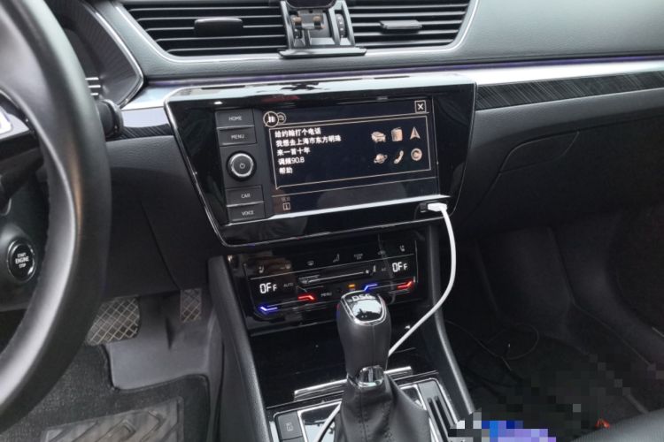 Used Skoda Superb 2019 Facelifted TSI330 DSG Luxury Edition Audio And AC Panel