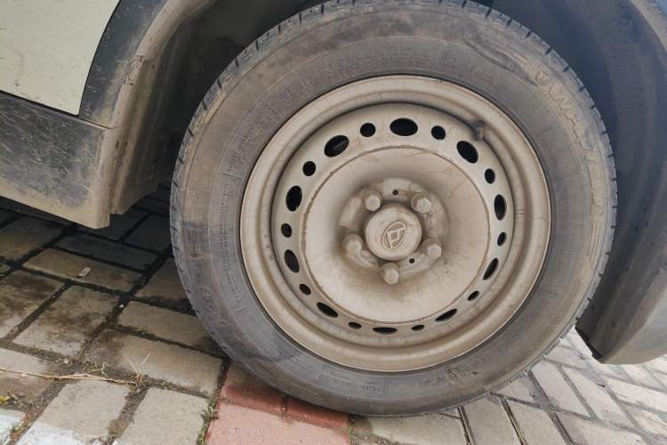 Used SAIC MAXUS EV30 2021 Pure Electric Smart Logistics Expert with Long Wheelbase—CATL