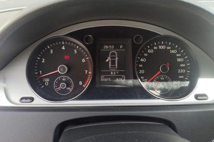 Used Volkswagen Magotan 2015 1.8TSI Advanced Model Instrument Cluster