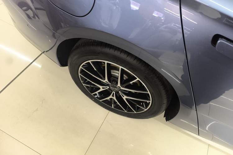 Used BYD Seal 07 DM-i 2025 Intelligent Driving Version DM-i 1.5L 125 km Prestige Edition Exterior 5