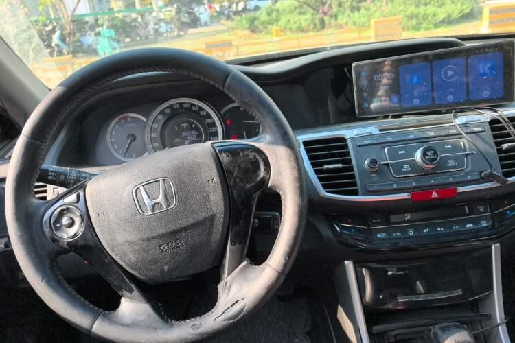 Used Honda Accord 2016 2.0L Elite Edition
