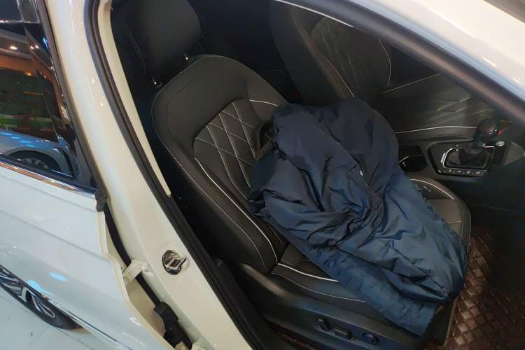 Used Volkswagen Tiguan L New Energy 2023 430 PHEV Plug-in Hybrid Prestige Edition
