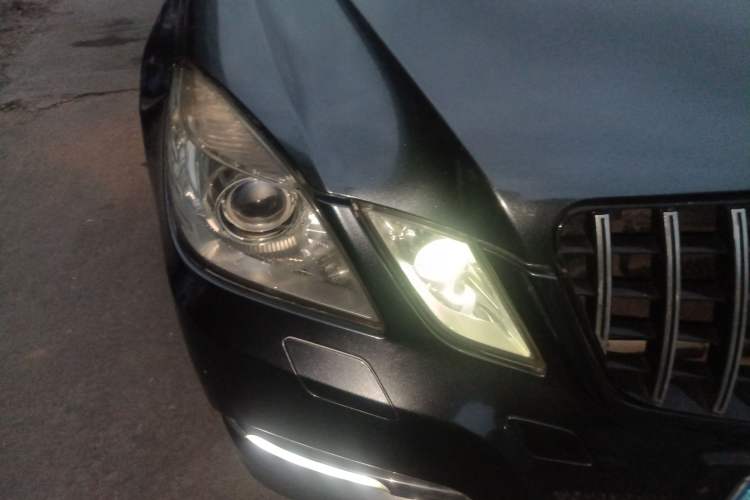 Used Mercedes-Benz E-Class 2013 E 260 L CGI Stylish Model
