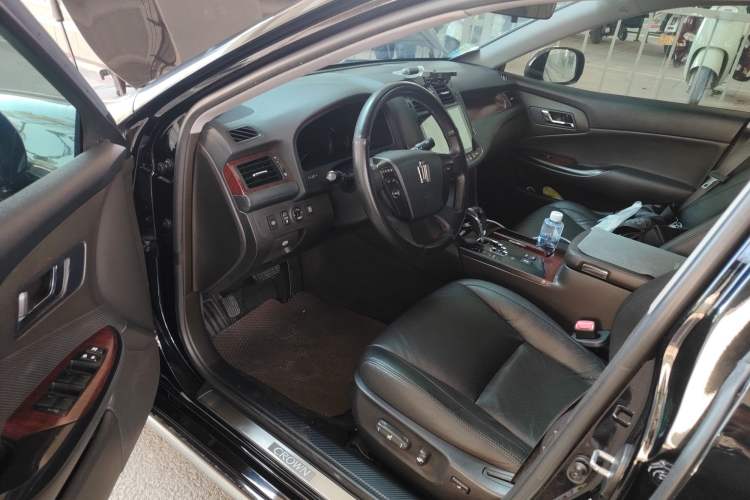 Used Toyota Crown 2010 2.5L Royal Leather Sunroof Edition Driver Seat