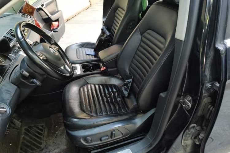 Used Volkswagen Magotan 2013 1.8TSI Luxury Model Left Front Seat