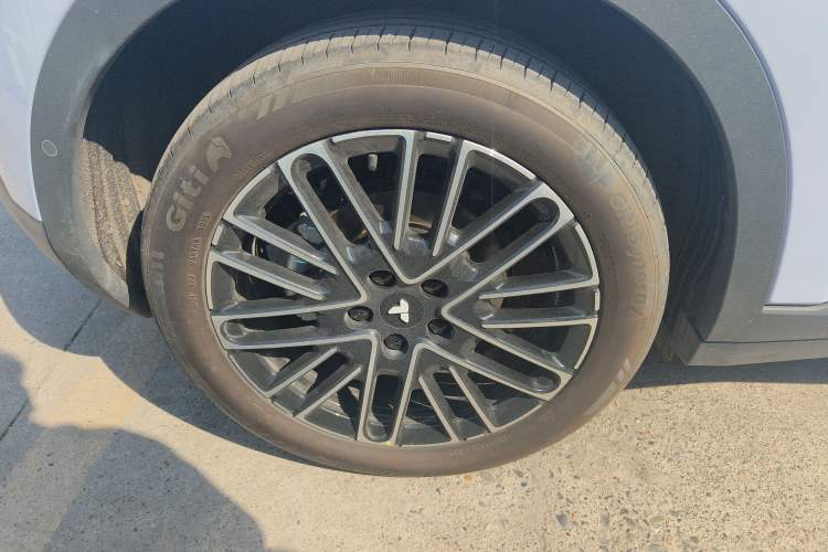 Used firefly 2025 Free Edition
