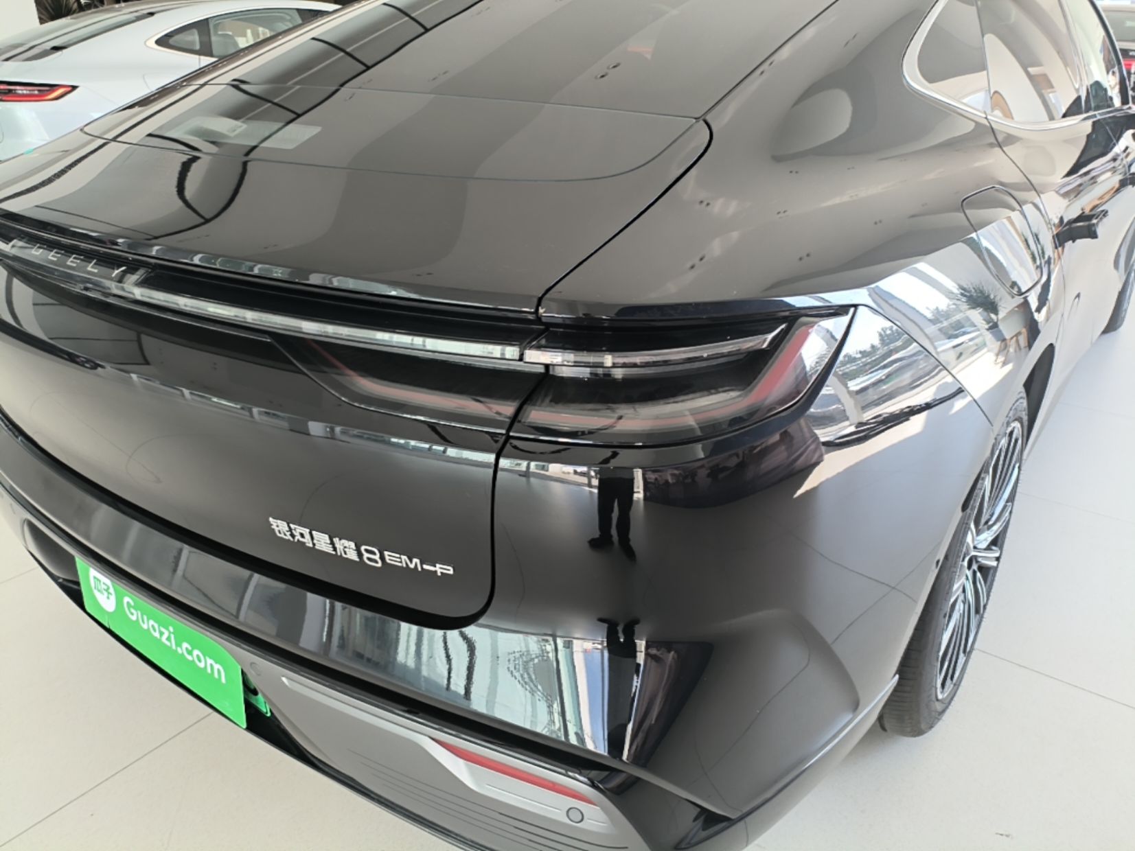 Geely Galaxy 8 2025 130km EM-P Starship Edition — снимка 9