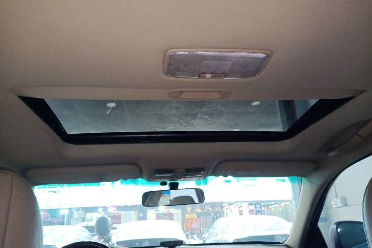 Used Toyota Reiz 2013 2.5V Shangrui Edition Headliner