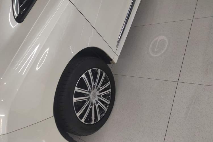 Used GAC Trumpchi M8 2021 Lingxiu Series 390T Ultimate Edition Exterior 4