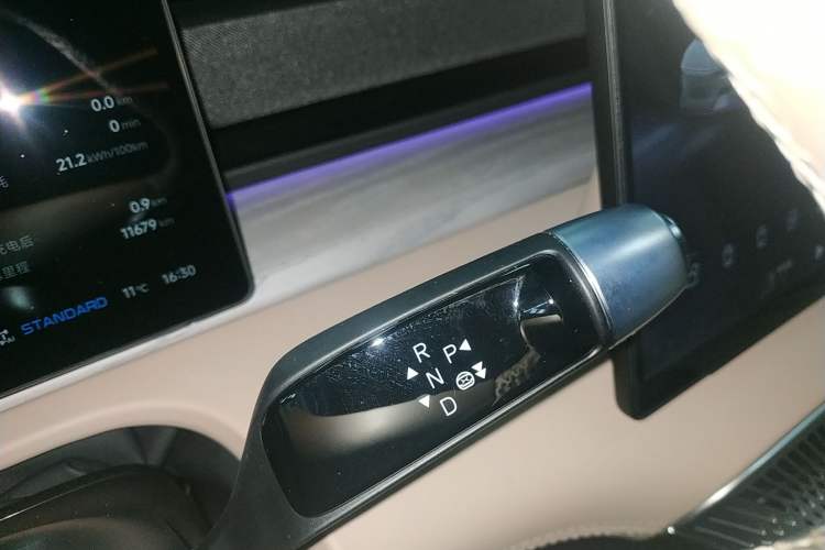 Used XPeng X9 2024 610 Long-Range Pro
