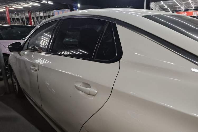 Used DS 5LS 2014 1.8L automatic Comfort version VTi140