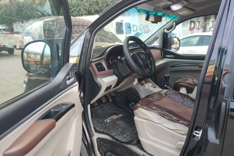 Used FORTHING Lingzhi 2018 M5L 1.6L 7-Seater Luxury Model