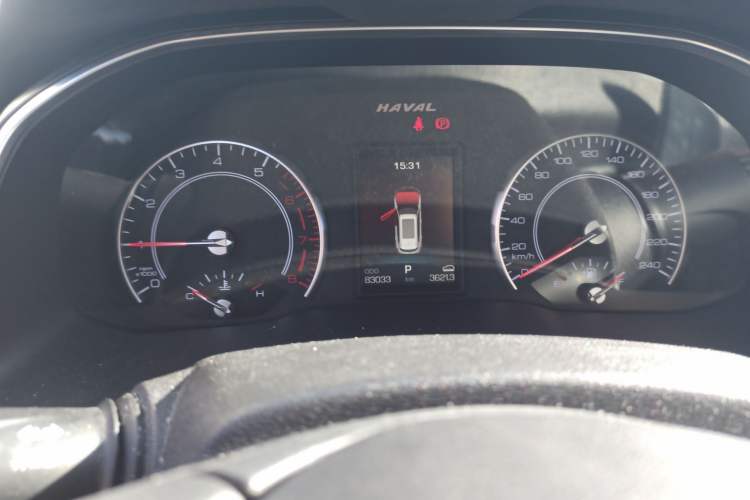 Used Haval H6 2017 Red Label 2.0T Automatic Two-Wheel Drive ZhiShang Model