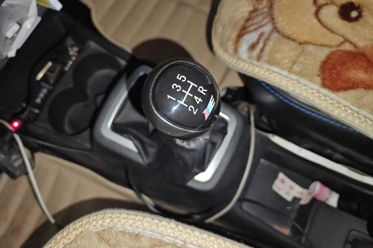 Used CHANGAN OSHAN Olisway 2013 1.4L Manual Jingxiang Model