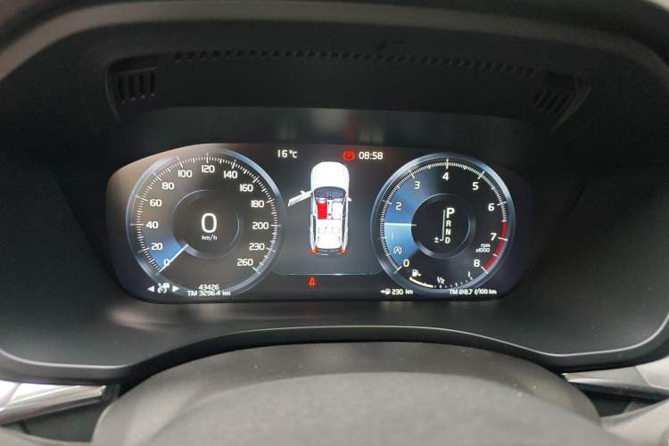 Used Volvo XC60 2019 T5 4x4 Zhiyuan Edition China VI Standard