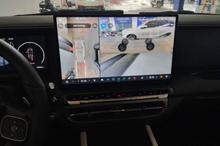 Used Tank 300 New Energy 2025 Hi4-T
