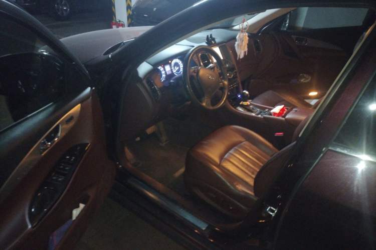 Used Infiniti QX50 2013 2.5L Two-Wheel-Drive Elegant Edition Driver Seat