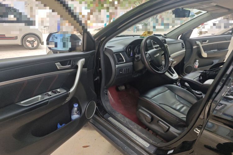 Used Haval M6 2017 1.5T Automatic Two-Wheel Drive Urban Model Driver Seat