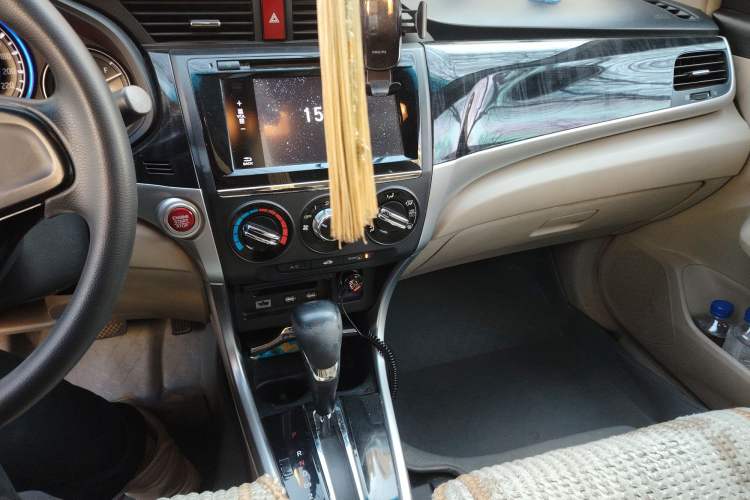 Used Honda Crider 2013 1.8L automatic luxury edition