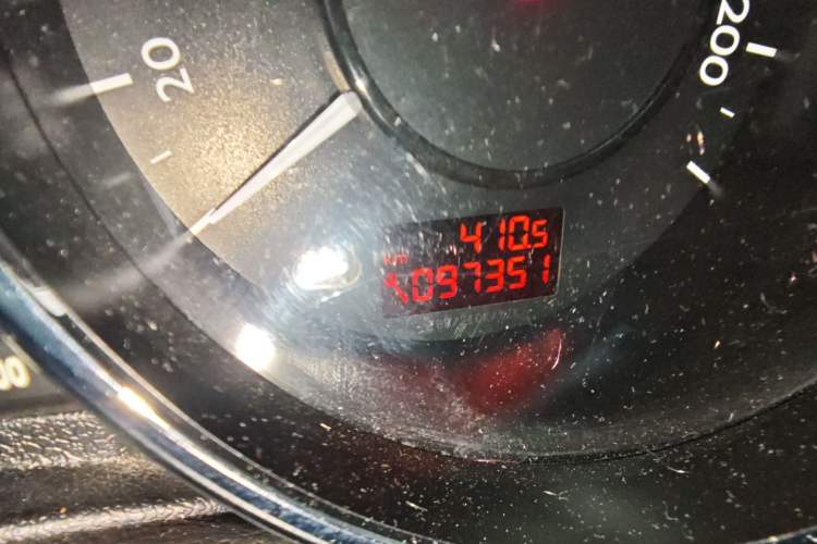 Used Peugeot 3008 2016 2.0L Automatic Classic Edition