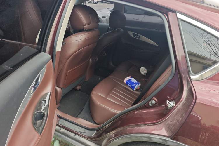 Used Infiniti QX50 2015 2.5L Enjoyment Edition Interior 4