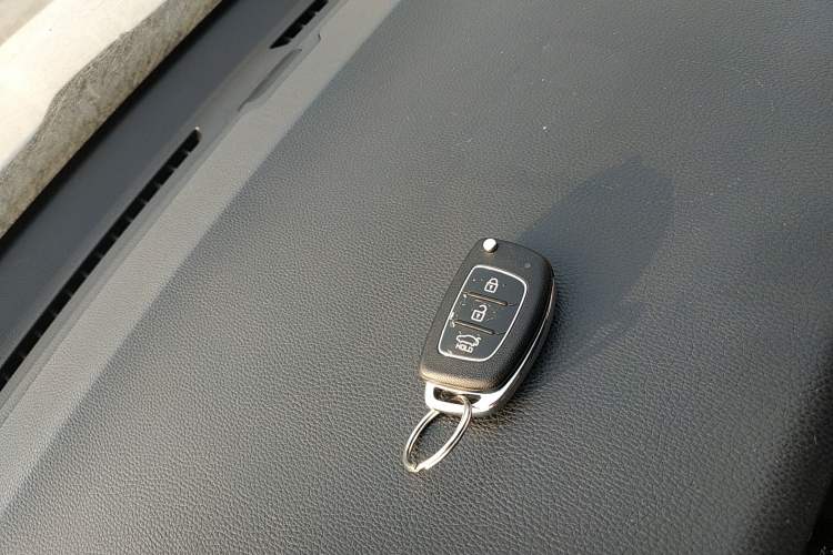 Used Hyundai Mistra 2014 1.8L Manual Comfort GL Model
