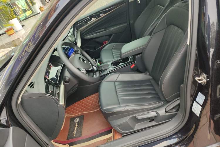 Used Volkswagen Passat 2020 Revised Version 280TSI Business Edition China VI Standard Left Front Seat