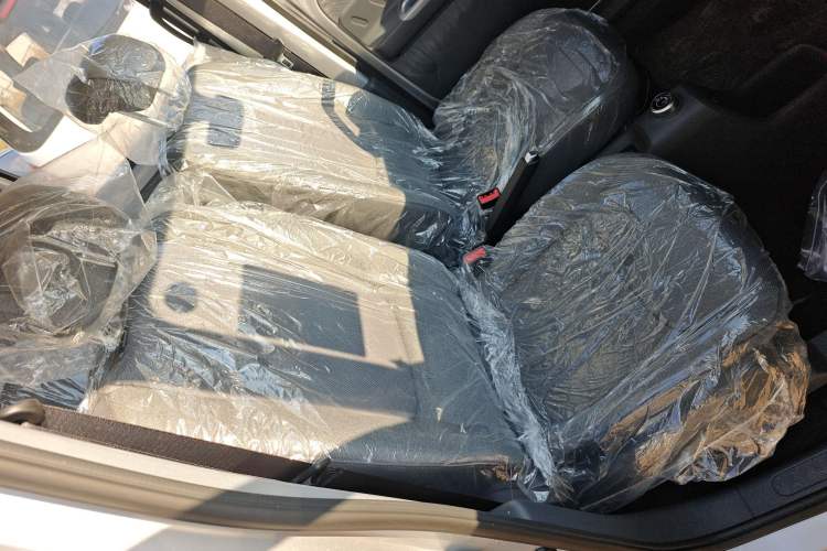 Used Wuling Zhiguang New Energy 2025 Standard Model Right Front Seat