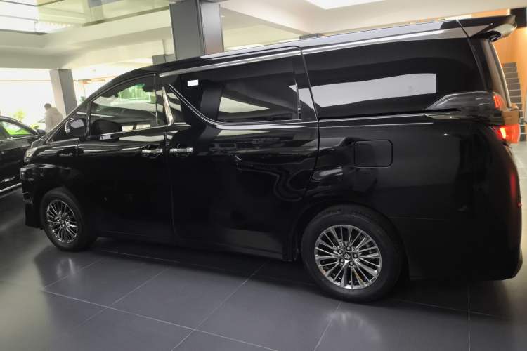 Used Toyota Vellfire 2021 Crown Dual-Engine 2.5L HV Prestige Edition