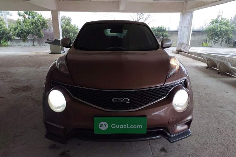 Used Infiniti ESQ 2014 1.6L Spontaneous Edition

