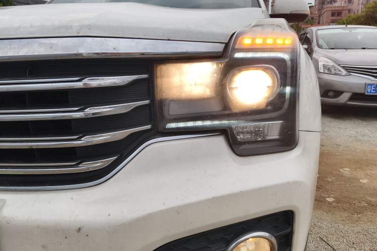 Used GAC Trumpchi GS7 2017 320T Two-Wheel-Drive Luxury Model