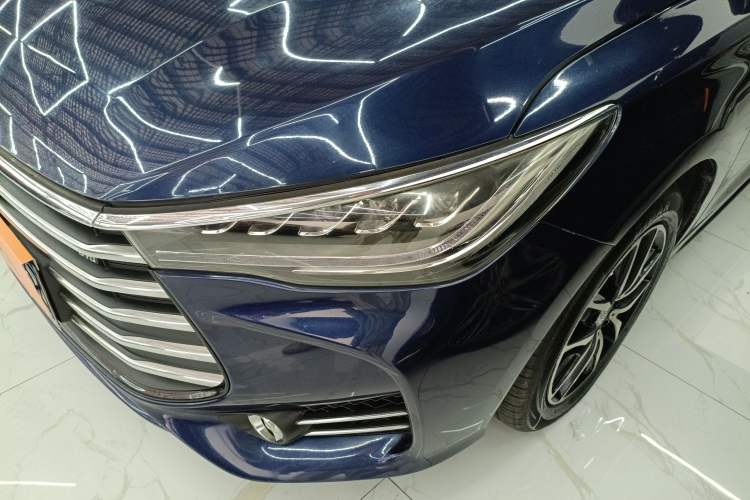 Used BYD Song MAX 2018 1.5T Automatic Smart Connect Elite Model with 6 Seats