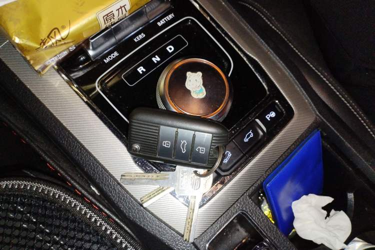 Used Roewe RX5 New Energy 2017 ERX5 EV400 Electric Internet Supreme Edition