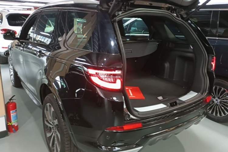 Used Land Rover Discovery Sport New Energy 2023 1.5T P300e Plug-in Hybrid Electric Version