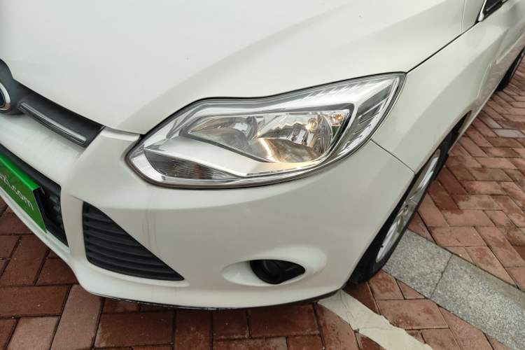 Used Ford Focus 2012 Sedan 1.6L Automatic Comfort Model