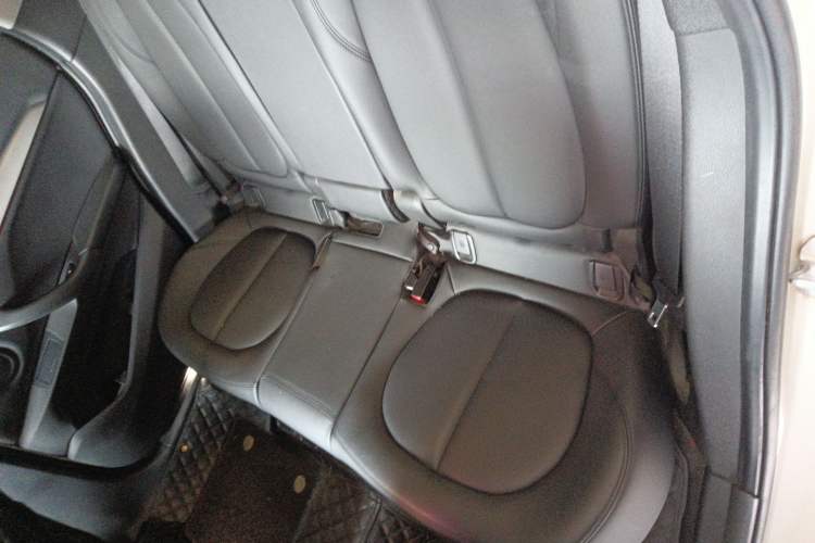 Used BMW X1 2016 sDrive18Li Fashion Model Left Rear Seat