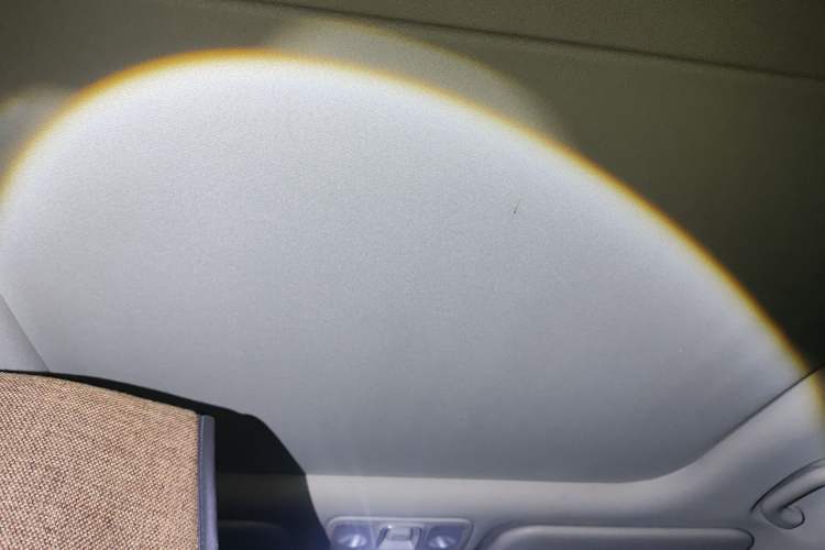 Used Kia Carens 2013 2.0L 7-Seater Automatic Standard Version China IV Standard
