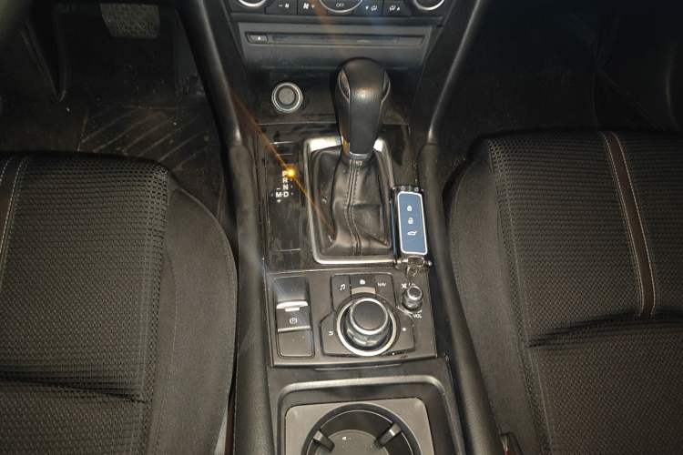 Used Mazda 3 Axela 2017 Sedan 1.5L Automatic Luxury Model Emission Standard China V