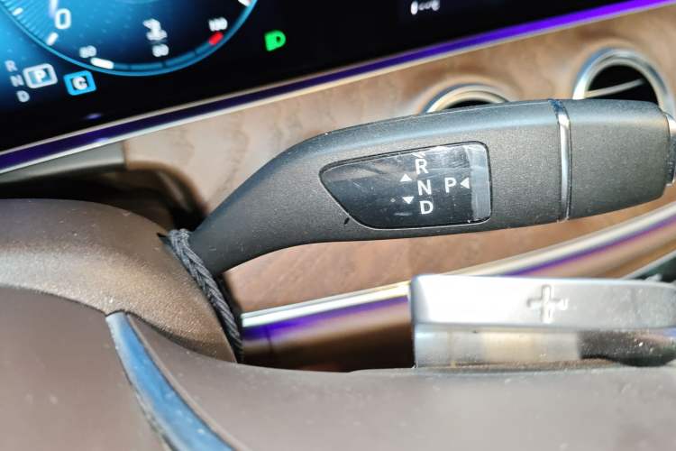 Used Mercedes-Benz E-Class 2021 Facelift E 260 L
