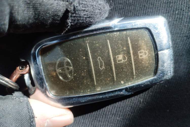 Used Toyota Avalon 2024 Dual-Motor 2.0L Luxury Edition