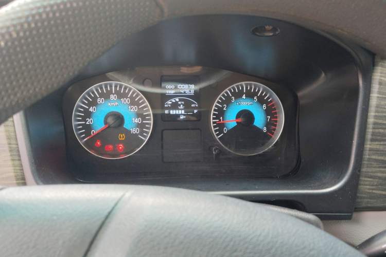 Used Jinbei Hiace X30 2023 1.5L Business-Grade Minibus 5/6/7-Seater Central Air Conditioning Version SWC15M