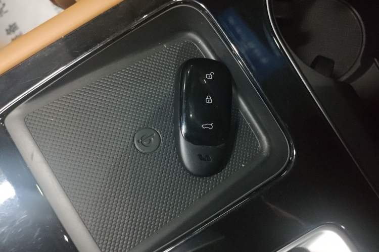 Used Li Auto ONE 2021 Extended-Range 6-Seater Version Interior 1