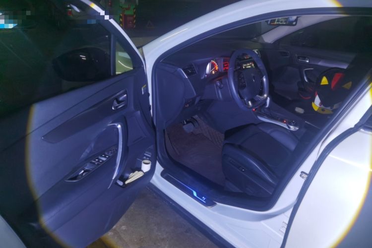 Used DS 6 2014 1.6T Luxury Edition THP160