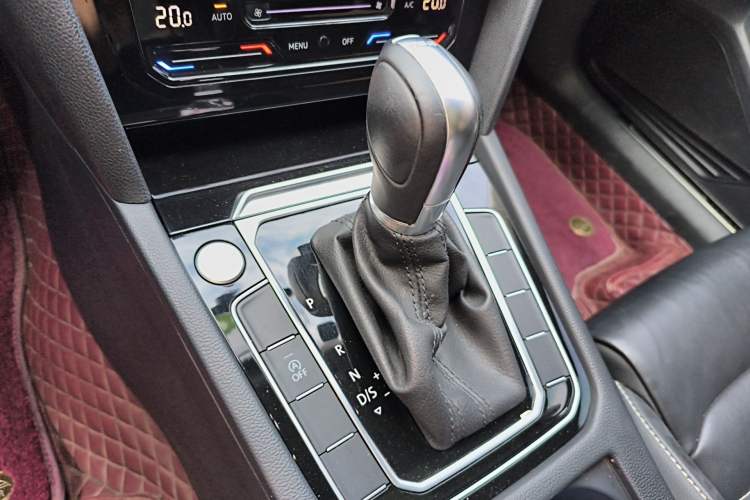 Used Volkswagen Magotan 2020 330TSI DSG Leading Model
