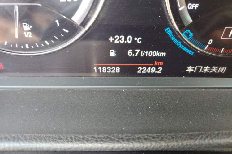 Used BMW 1 Series 2019 118i M Sport Package Odometer Close Up