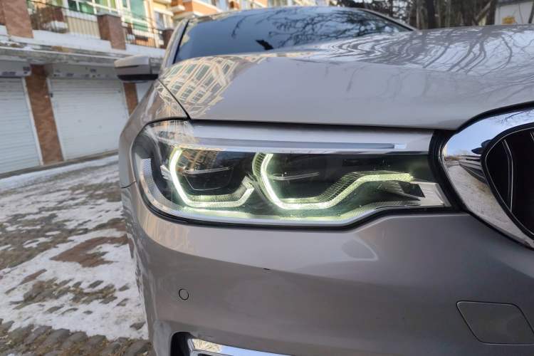 Used BMW 5 Series 2018 530Li Luxury Edition Premium Package
