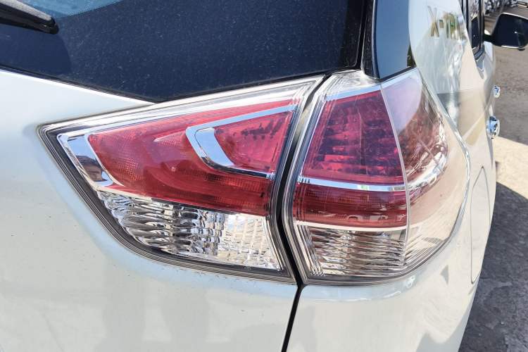 Used Nissan X-Trail 2014 2.0L CVT Comfort Edition 2WD
