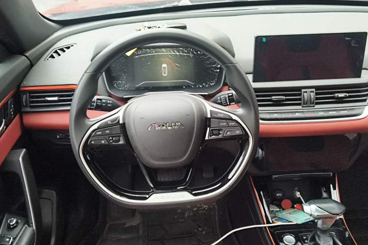 Used Dongfeng Aeolus Yixuan 2021 230T Automatic Zuiying Knight Edition Steering Wheel