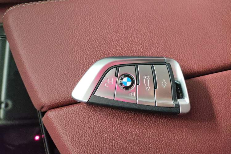 Used BMW 5 Series 2021 525Li Luxury Package